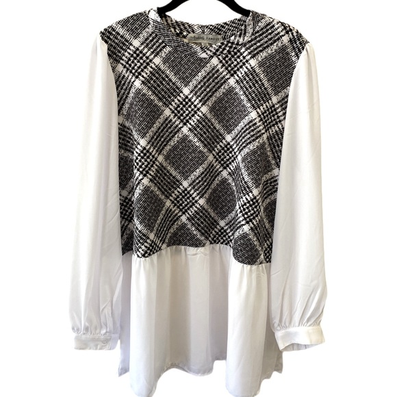 Absolutely Famous Tops - ABSOLUTELY FAMOUS HOUNDSTOOTH BLOUSE - 2X